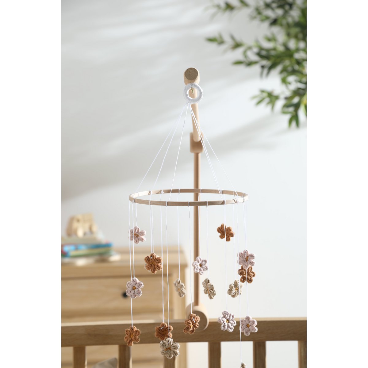 Himmelblom Baby Mobile