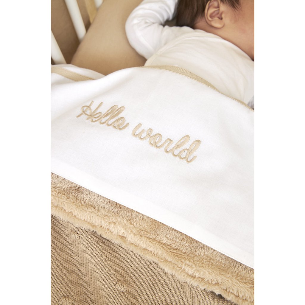 Laken borduur Hello World Sand