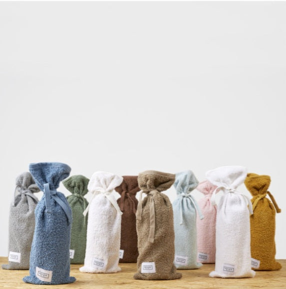 Meyco baby uni velvet kruikenzak - chocolate